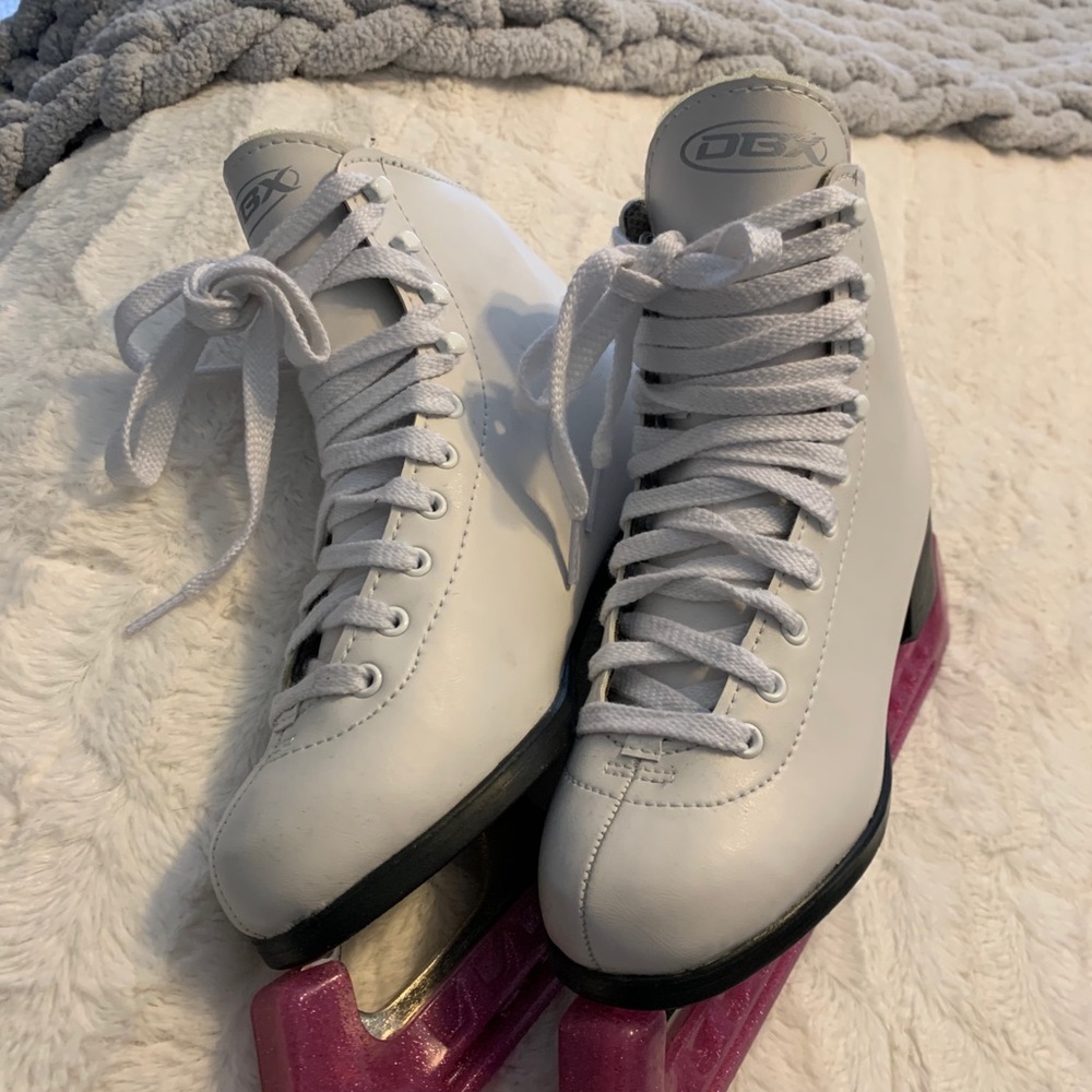 Brand new ice skates